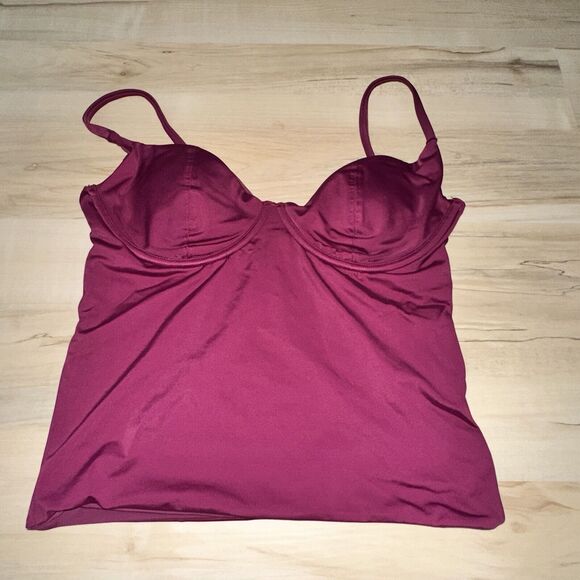 Andie Women Size M The Canary Tank Top Plum Swim NEW Glossy Eco Nylon - Picture 2 of 9